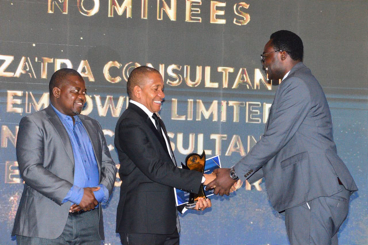 Zatra Consultants receiving consultancy recognition